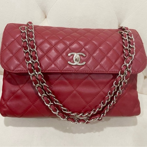 CHANEL Quilted Lambskin JUMBO CLASSIC Business BAG - Picture 15 of 16